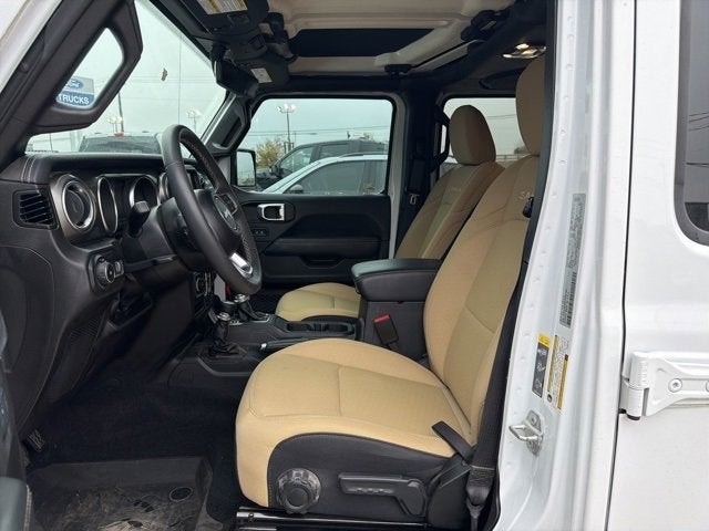 2023 Jeep Wrangler Sahara