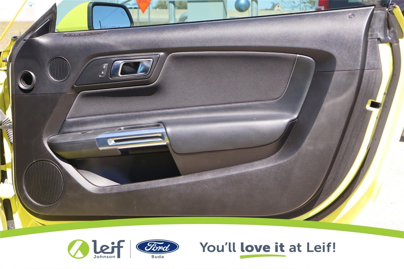 2021 Ford Mustang EcoBoost