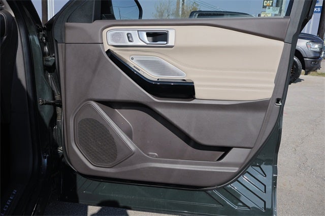 2022 Ford Explorer Platinum