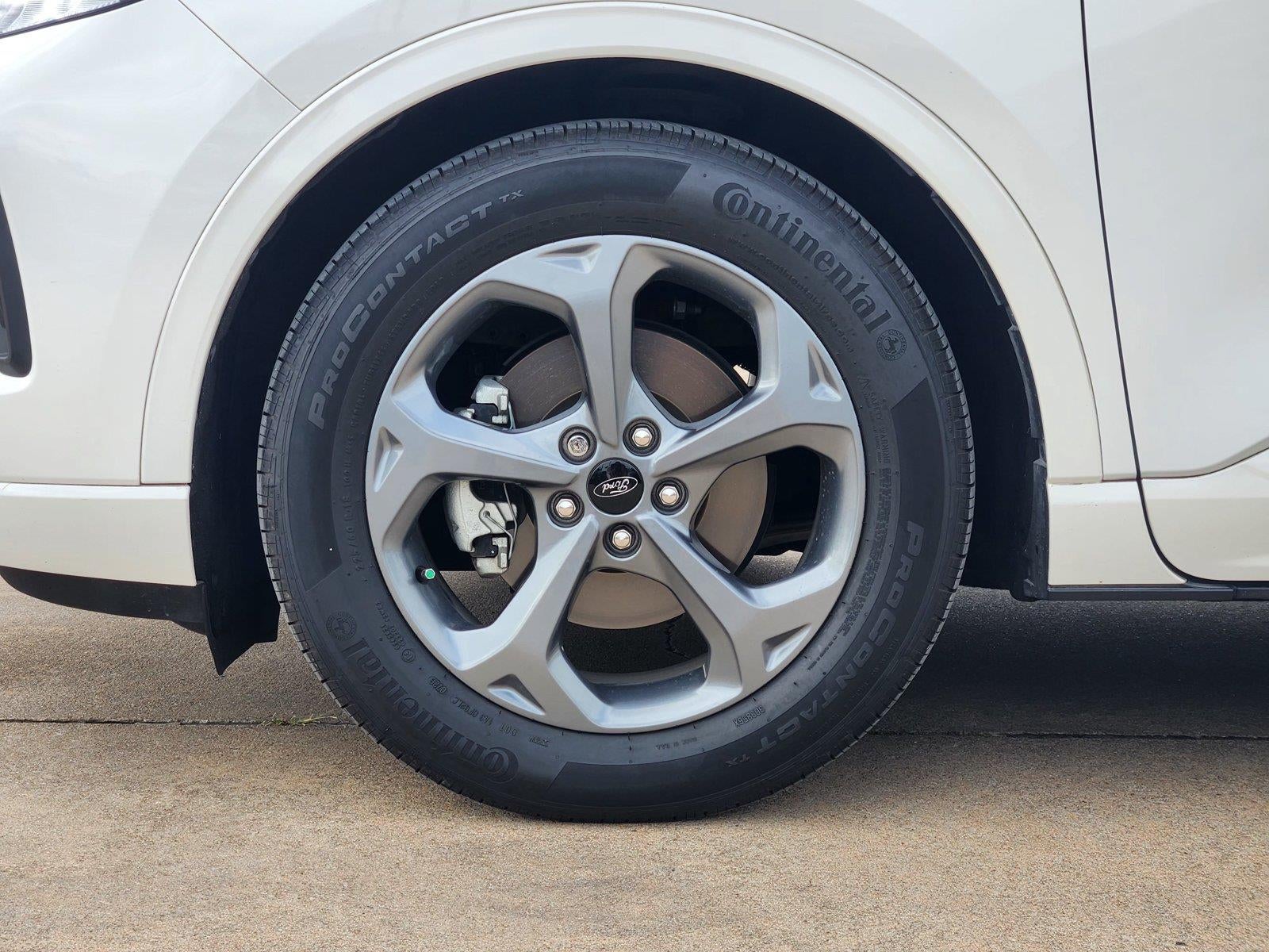 2023 Ford Escape Hybrid ST-Line