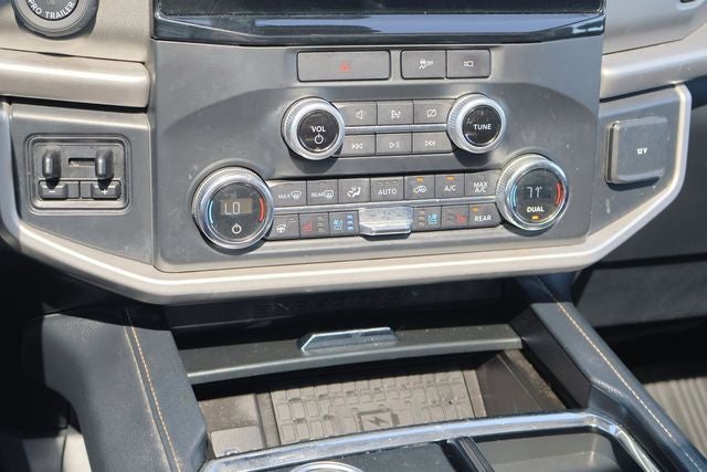 2022 Ford Expedition Max XLT