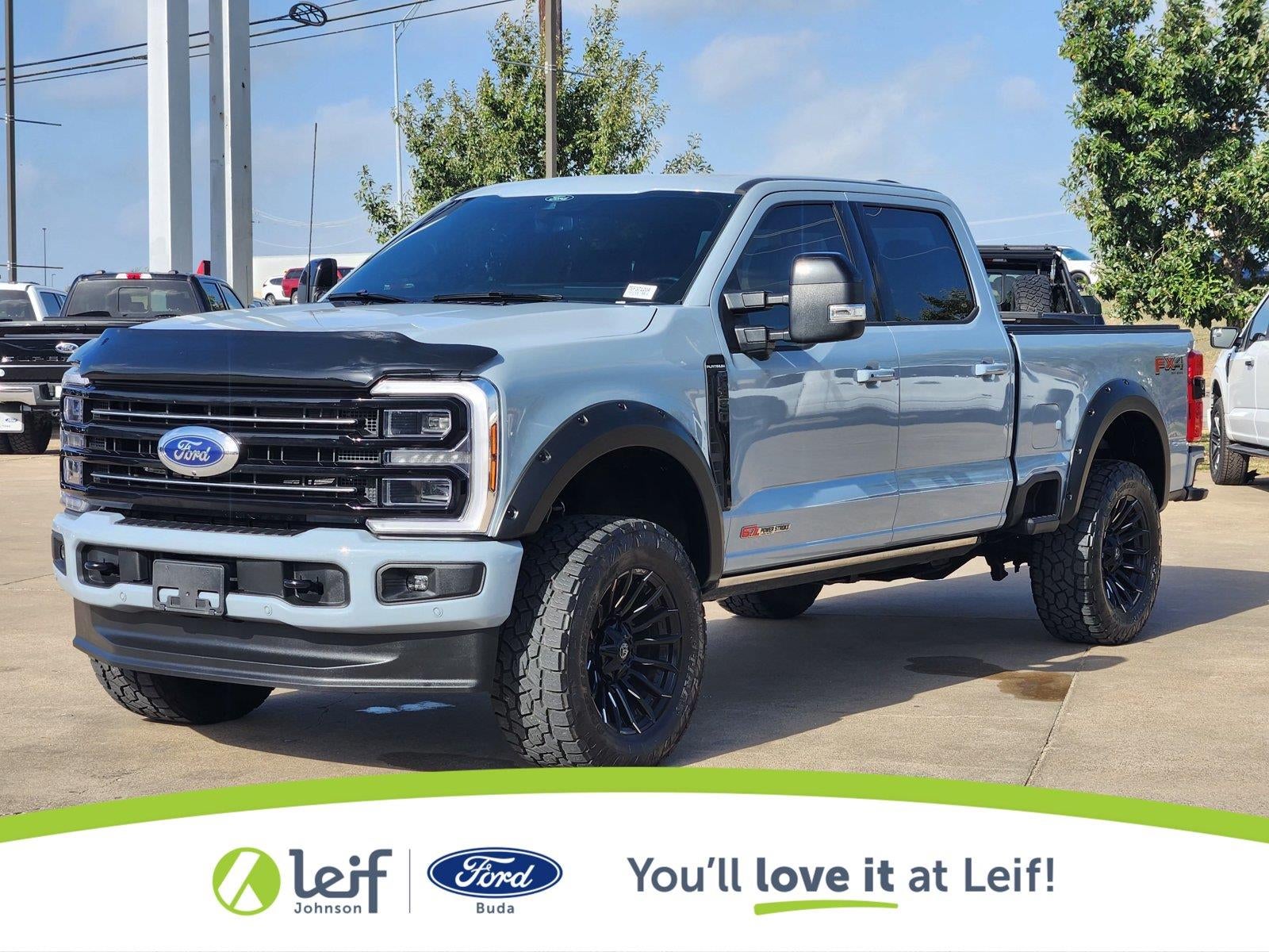 2025 Ford Super Duty F-350 Platinum