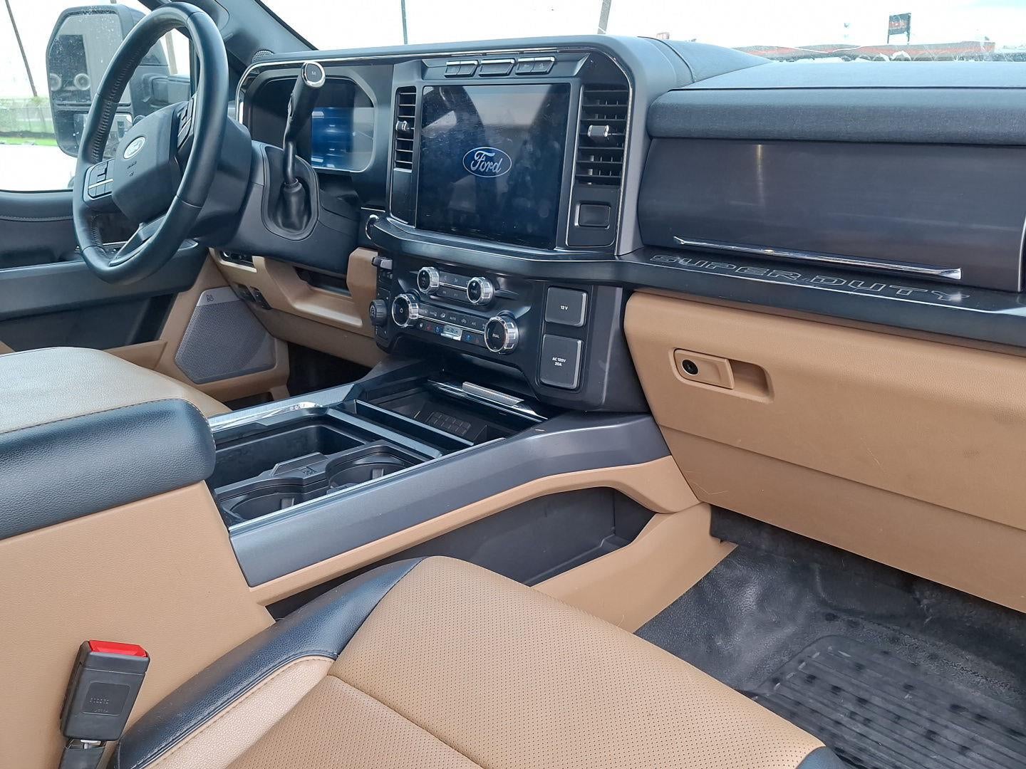 2024 Ford Super Duty F-350 Lariat