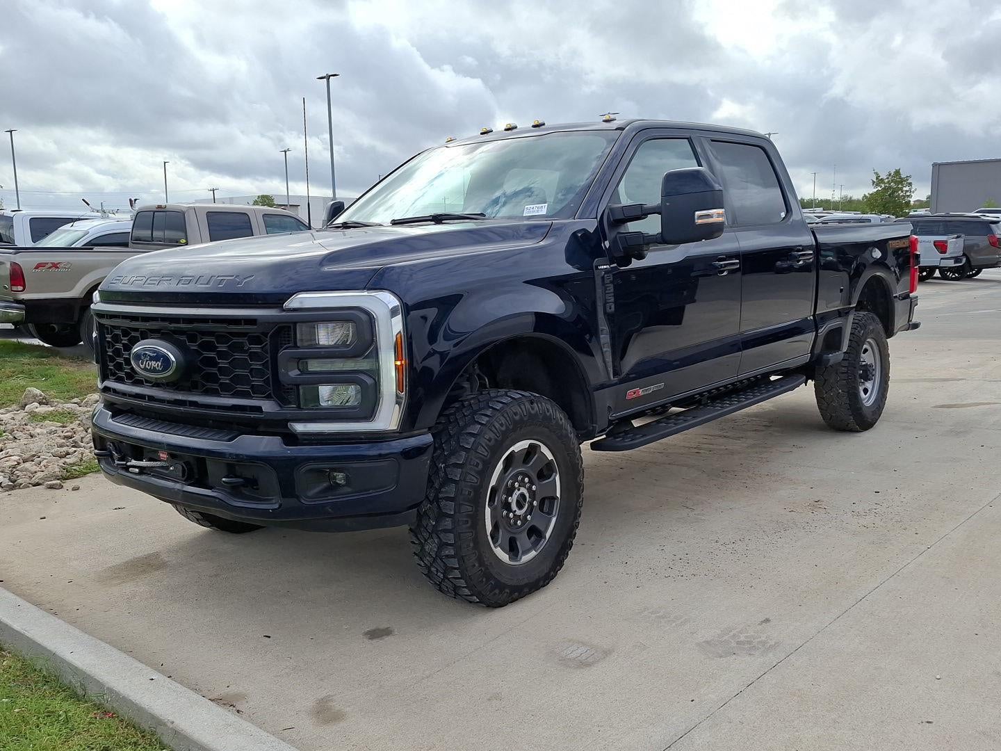 2024 Ford Super Duty F-350 Lariat