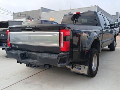 2024 Ford Super Duty F-350 Platinum