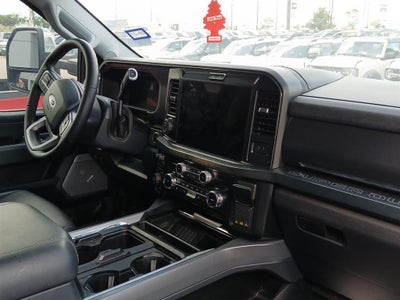 2025 Ford Super Duty F-350 Lariat