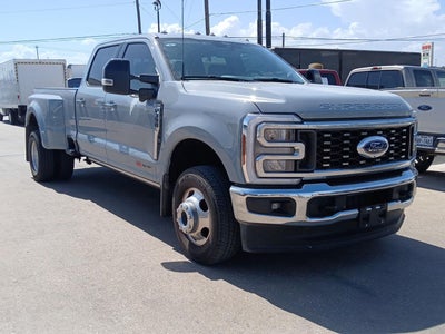 2025 Ford Super Duty F-350 Lariat