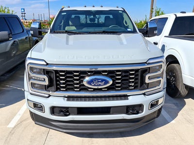 2025 Ford Super Duty F-450 Platinum