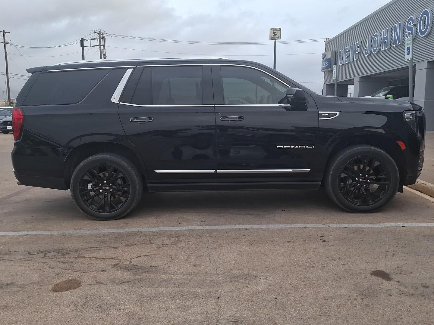 2024 GMC Yukon Denali