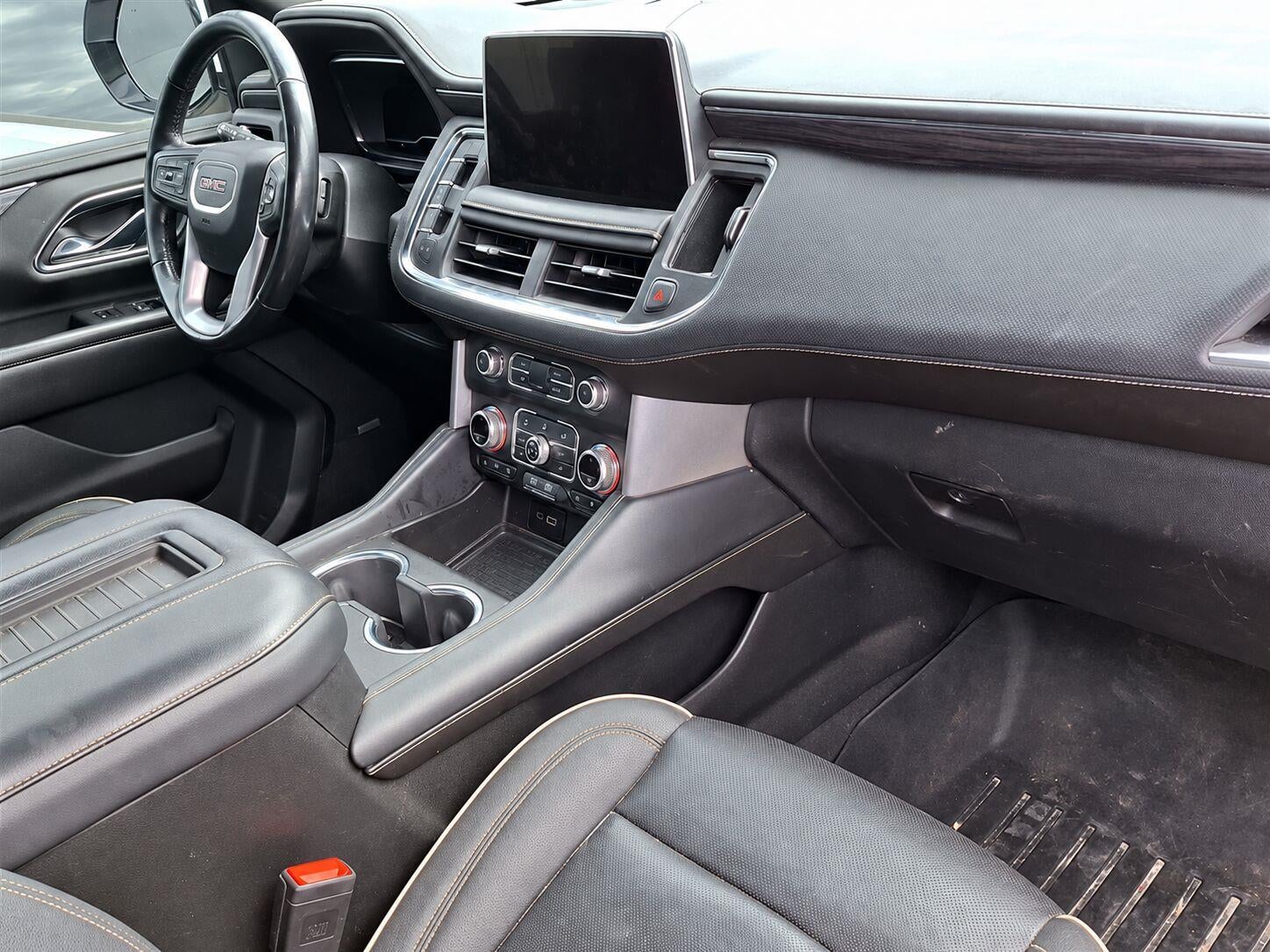 2022 GMC Yukon XL SLT