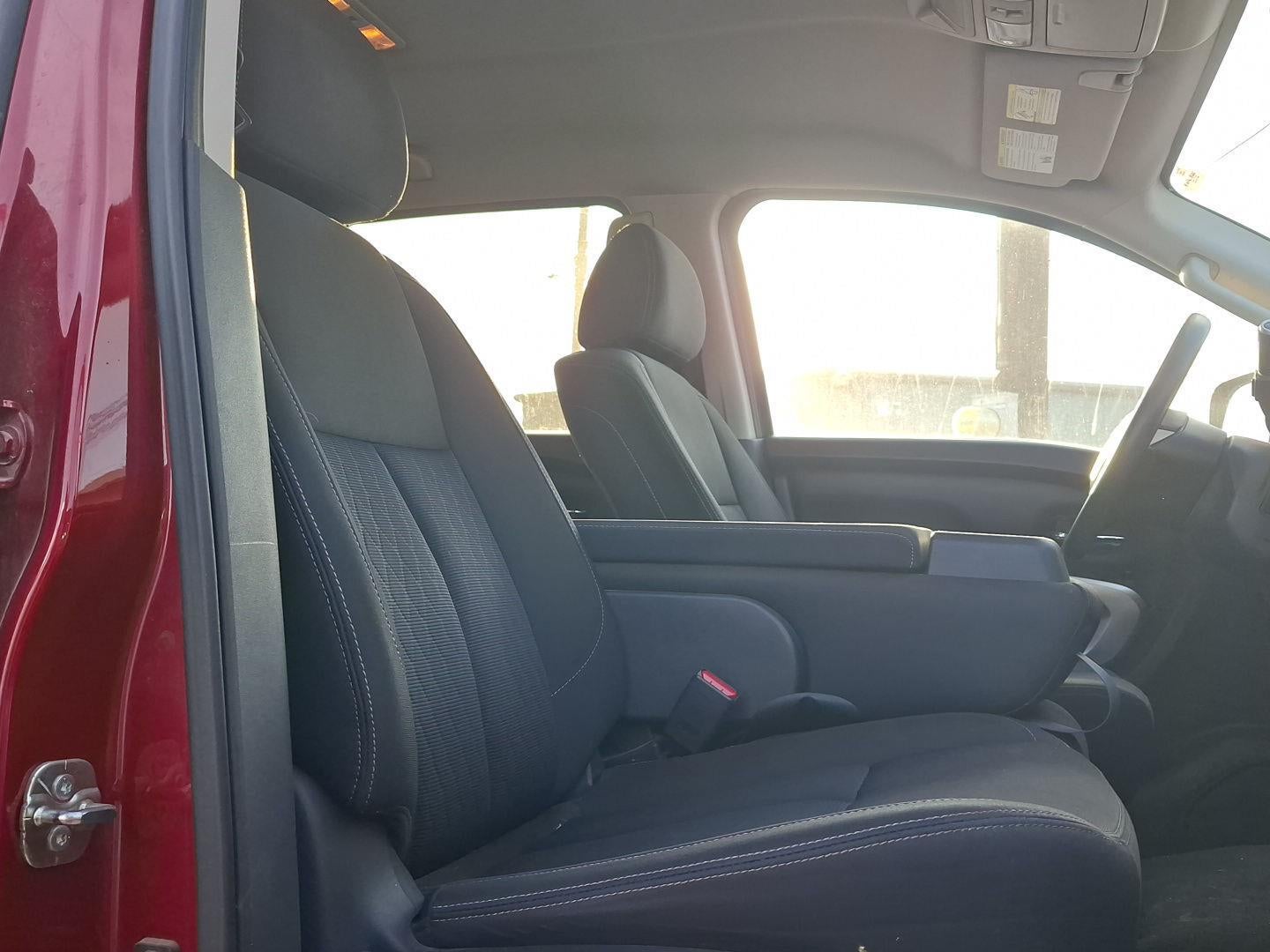 2019 Nissan Titan SV
