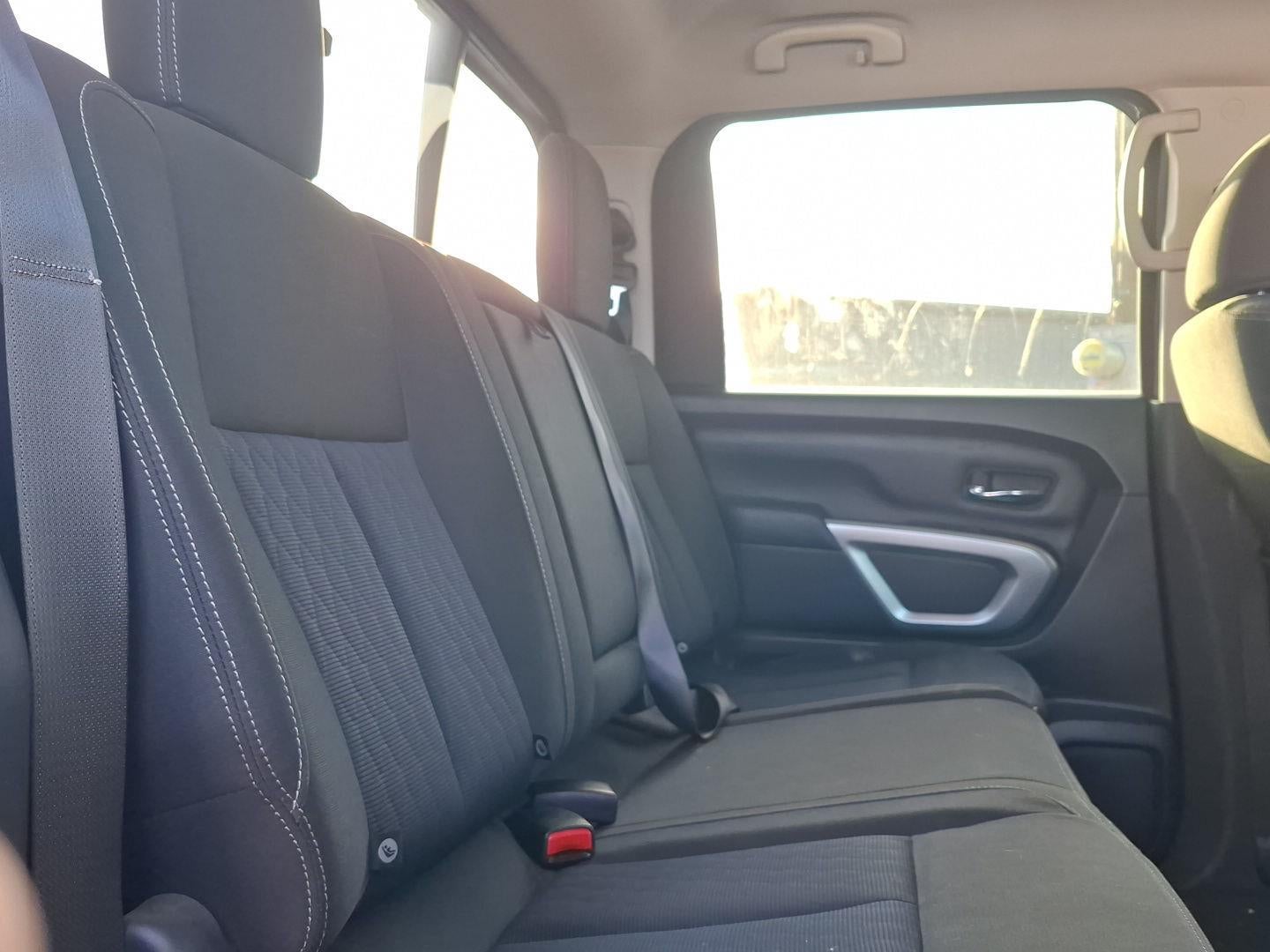 2019 Nissan Titan SV