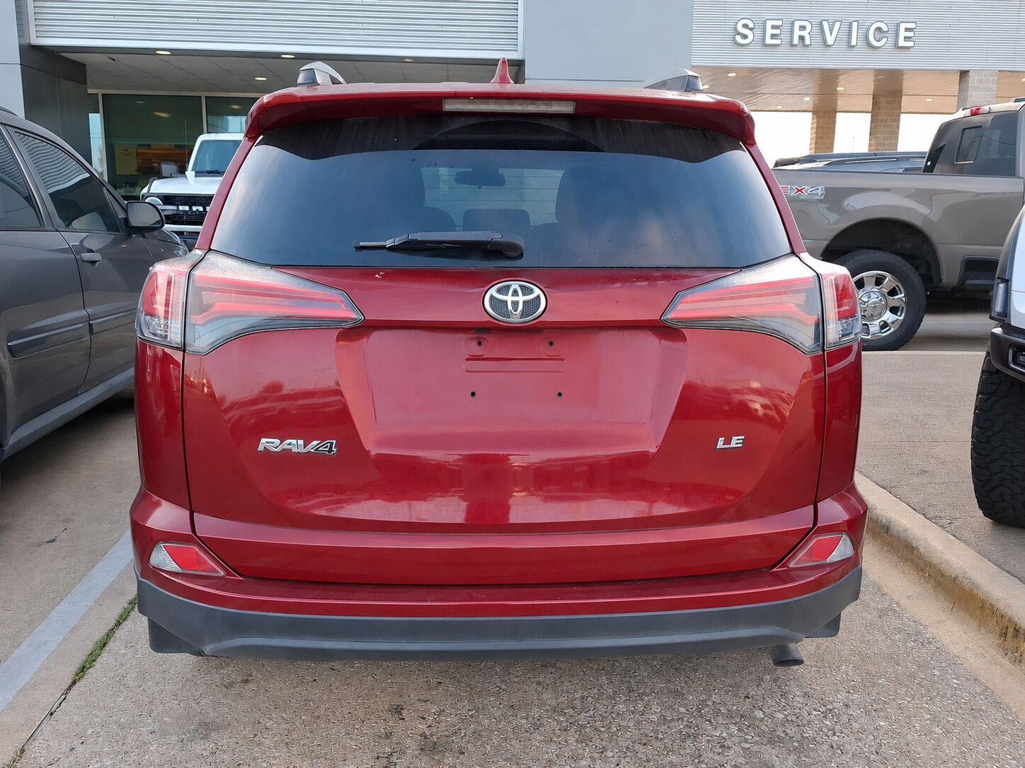 2018 Toyota RAV4 LE