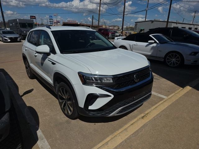 2024 Volkswagen Taos 1.5T SE