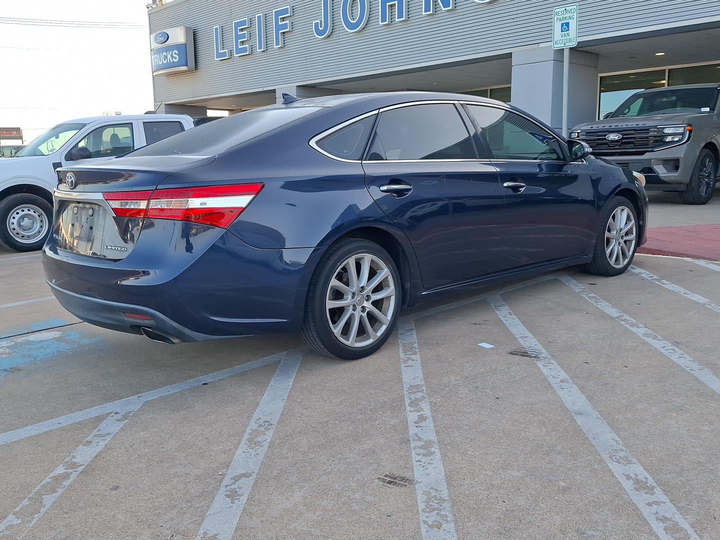 2015 Toyota Avalon Limited