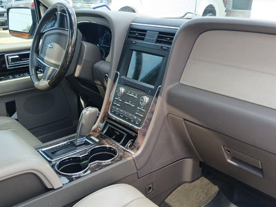2017 Lincoln Navigator Select