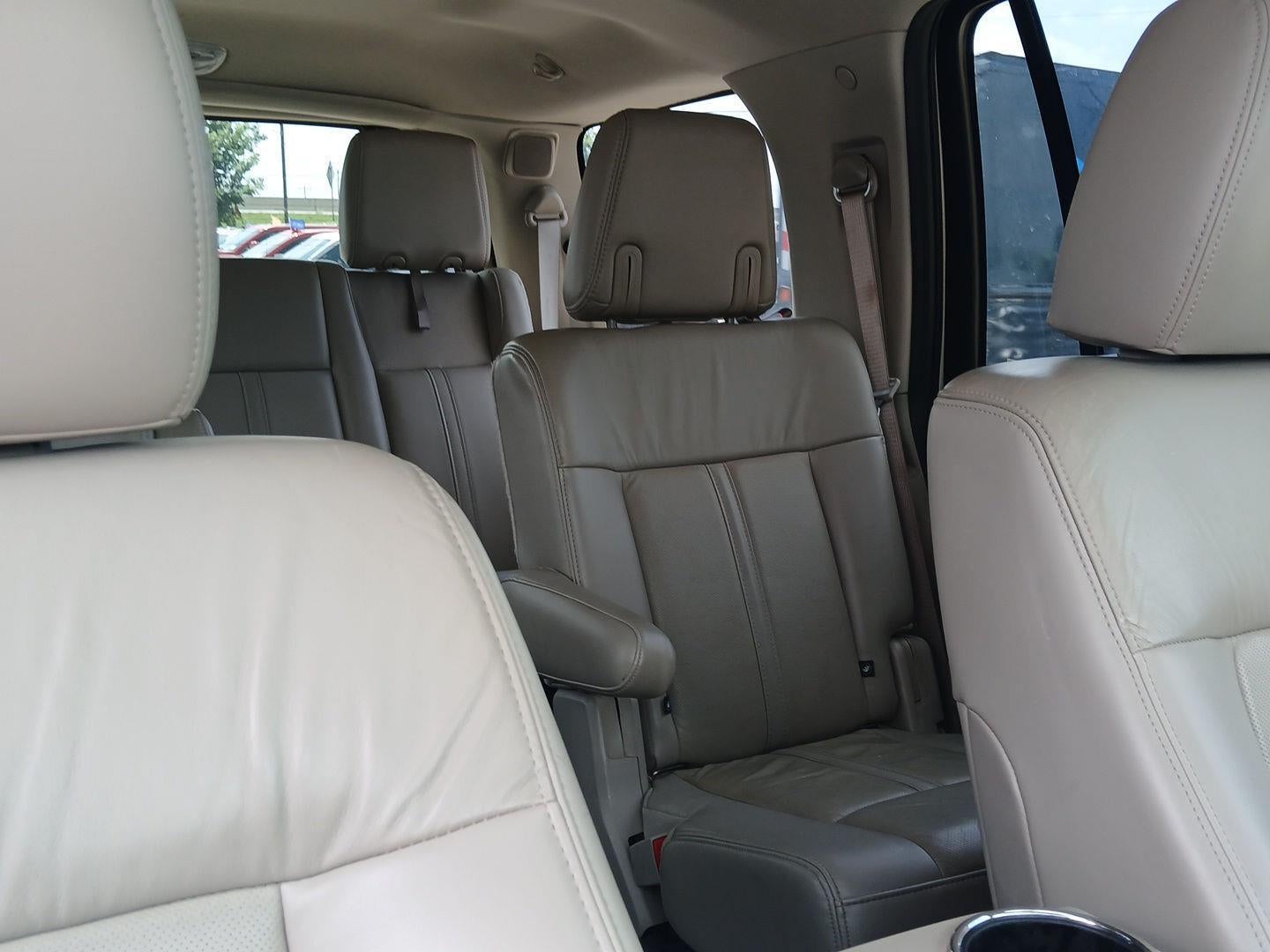 2017 Lincoln Navigator Select