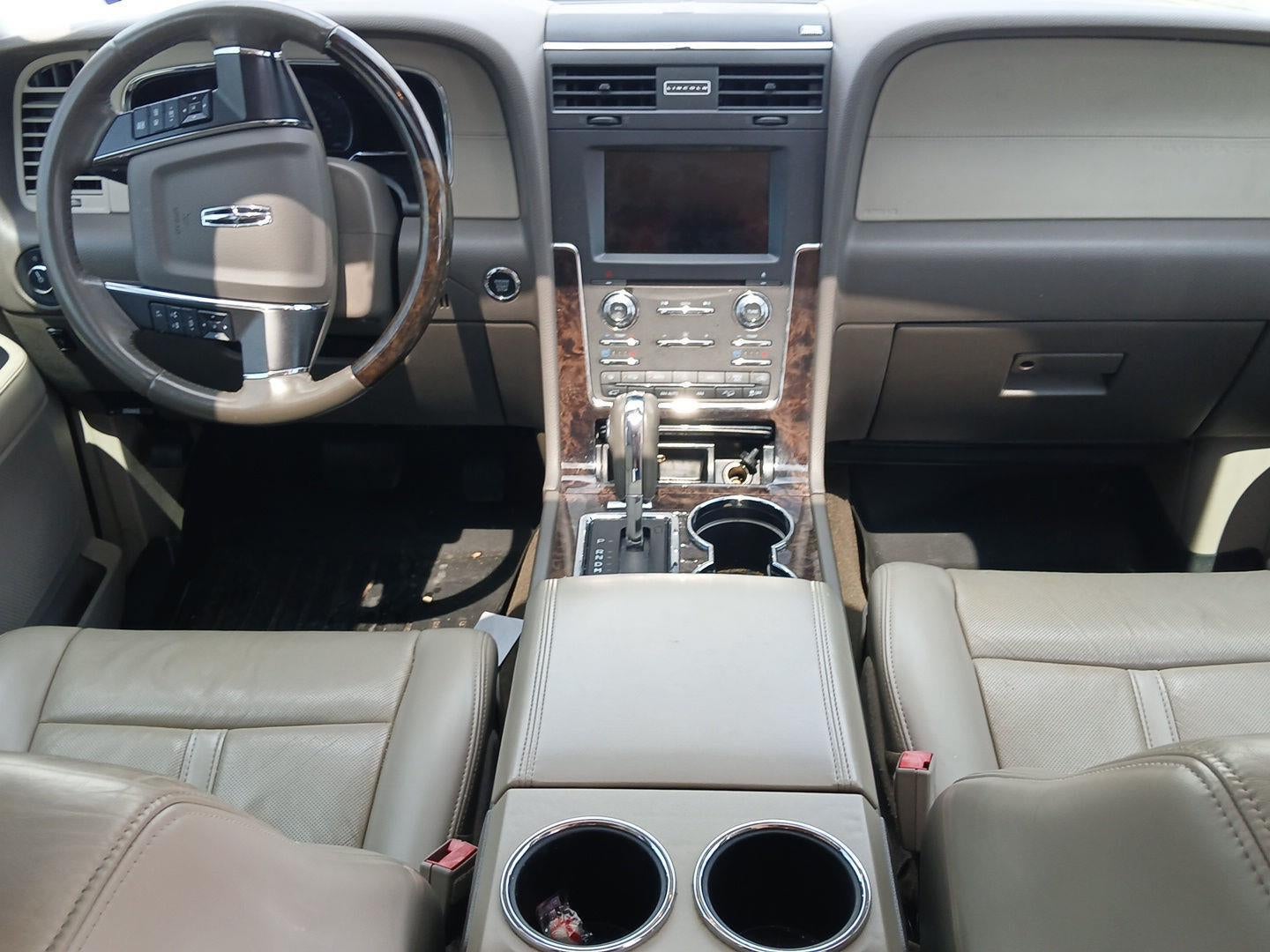 2017 Lincoln Navigator Select