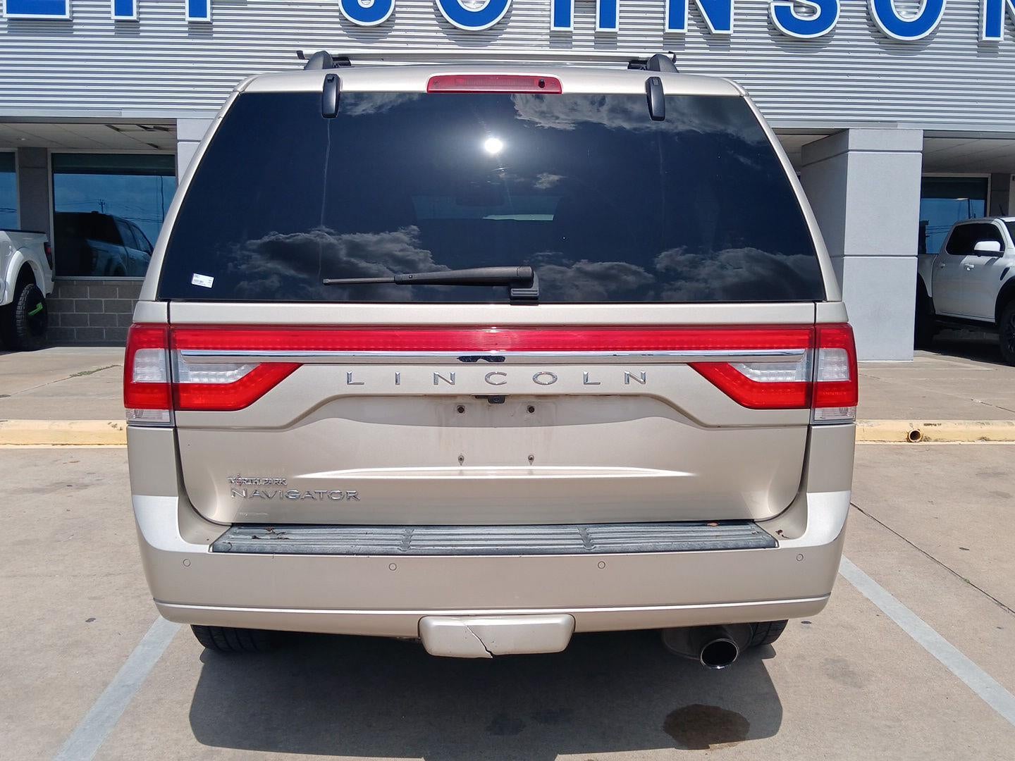 2017 Lincoln Navigator Select