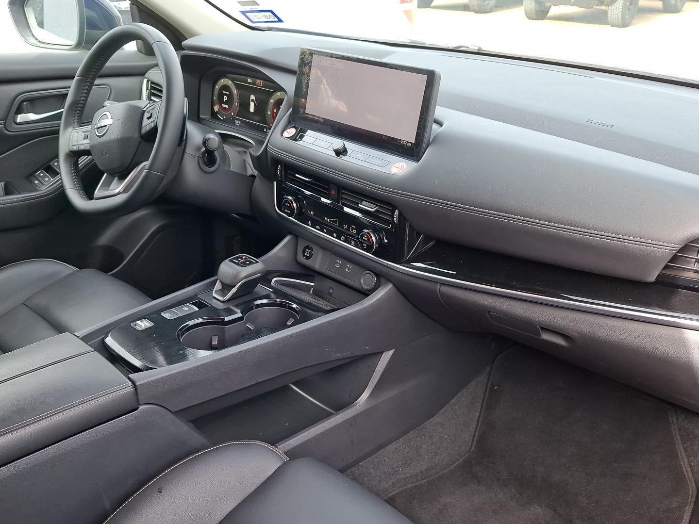 2026 Nissan Rogue SL