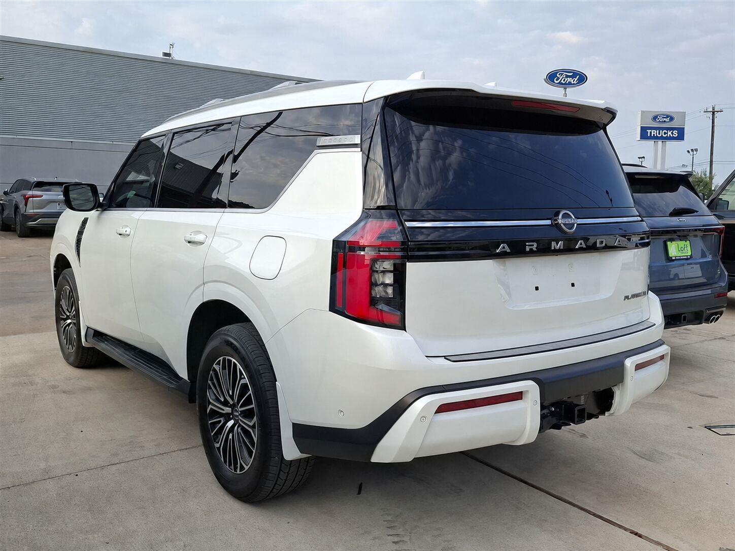 2025 Nissan Armada Platinum