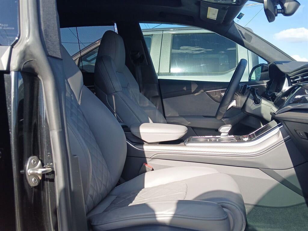 2025 Audi SQ8 Prestige