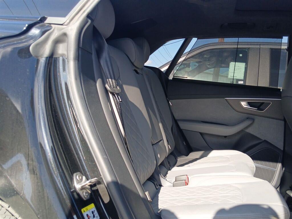 2025 Audi SQ8 Prestige