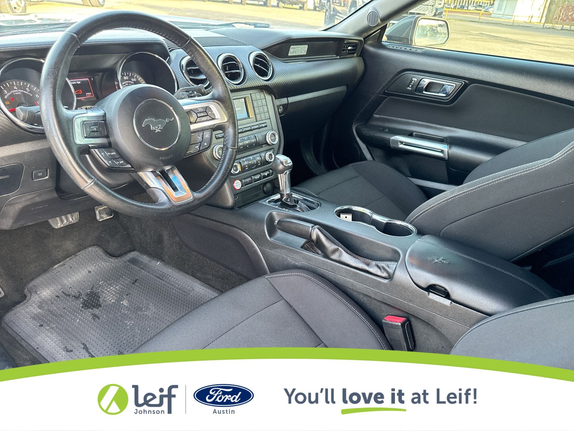 2017 Ford Mustang V6