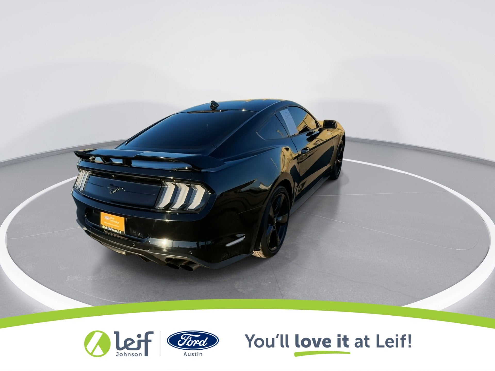 2022 Ford Mustang EcoBoost Premium