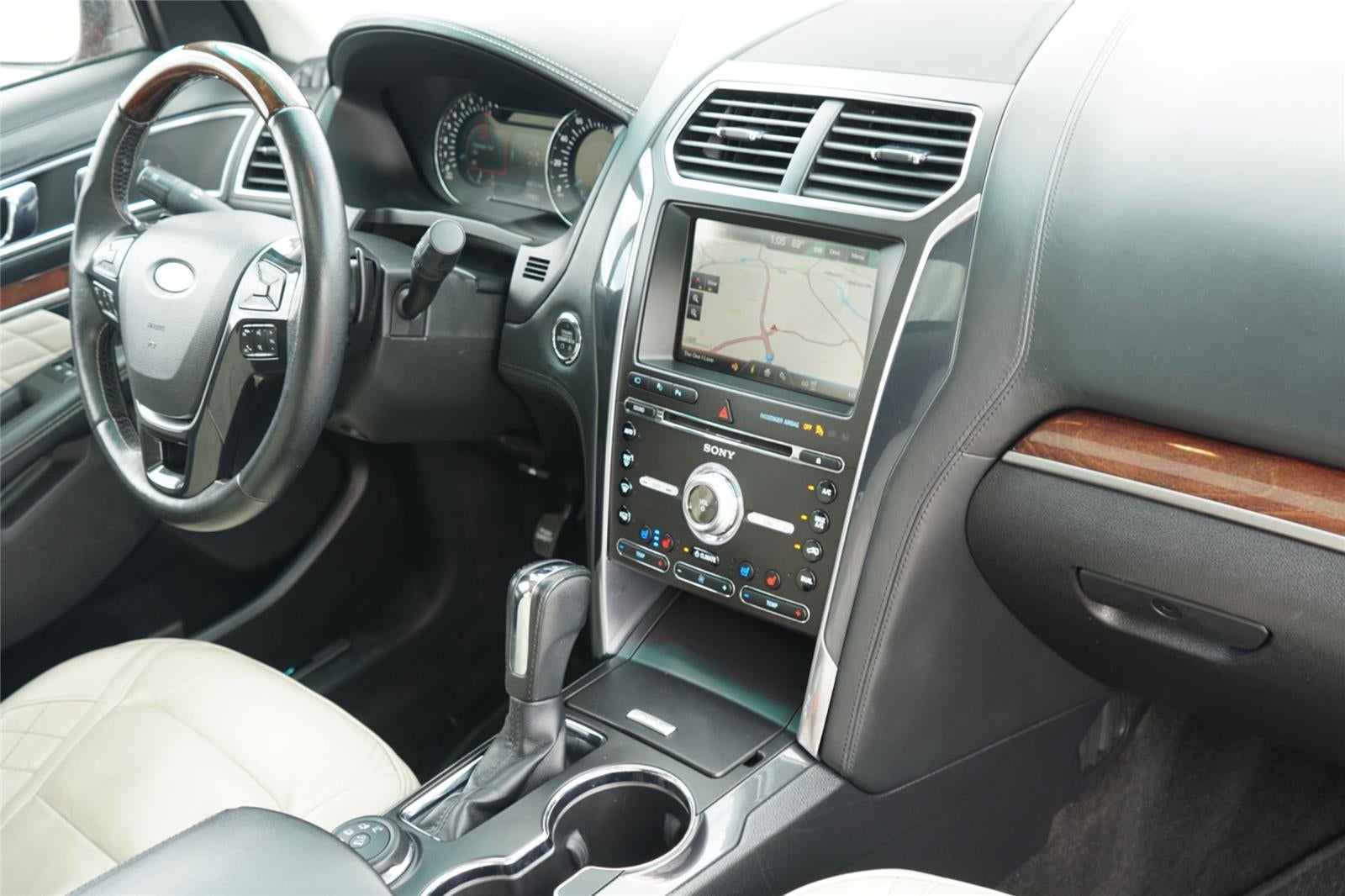 2016 Ford Explorer Platinum