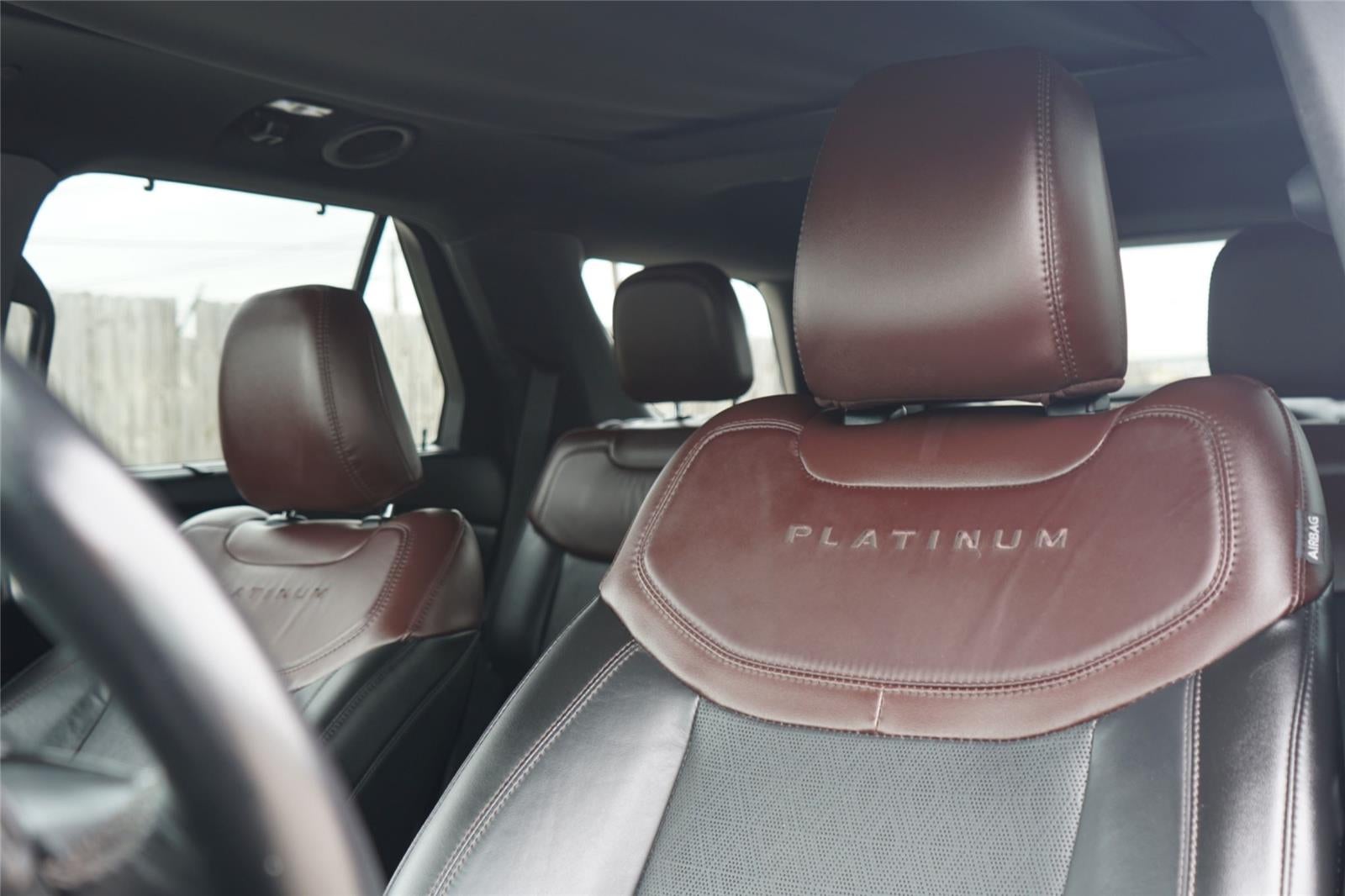 2022 Ford Explorer Hybrid Platinum