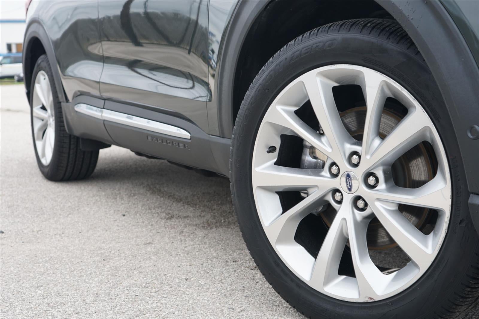 2022 Ford Explorer Hybrid Platinum
