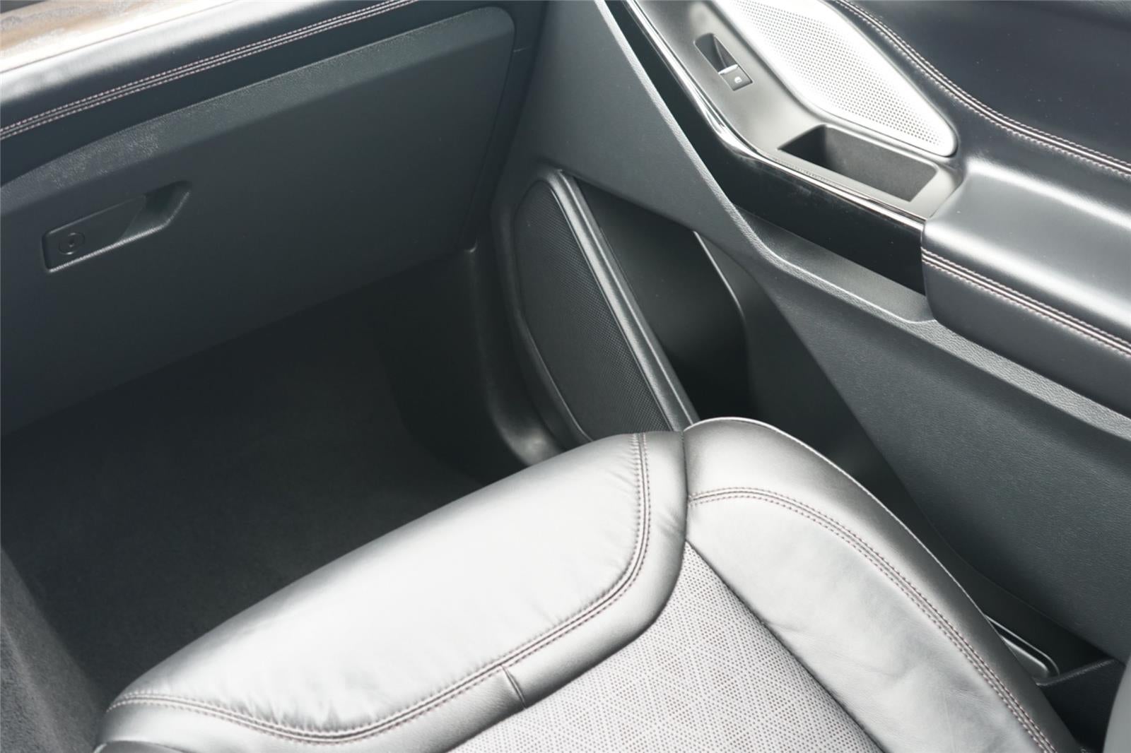 2022 Ford Explorer Hybrid Platinum