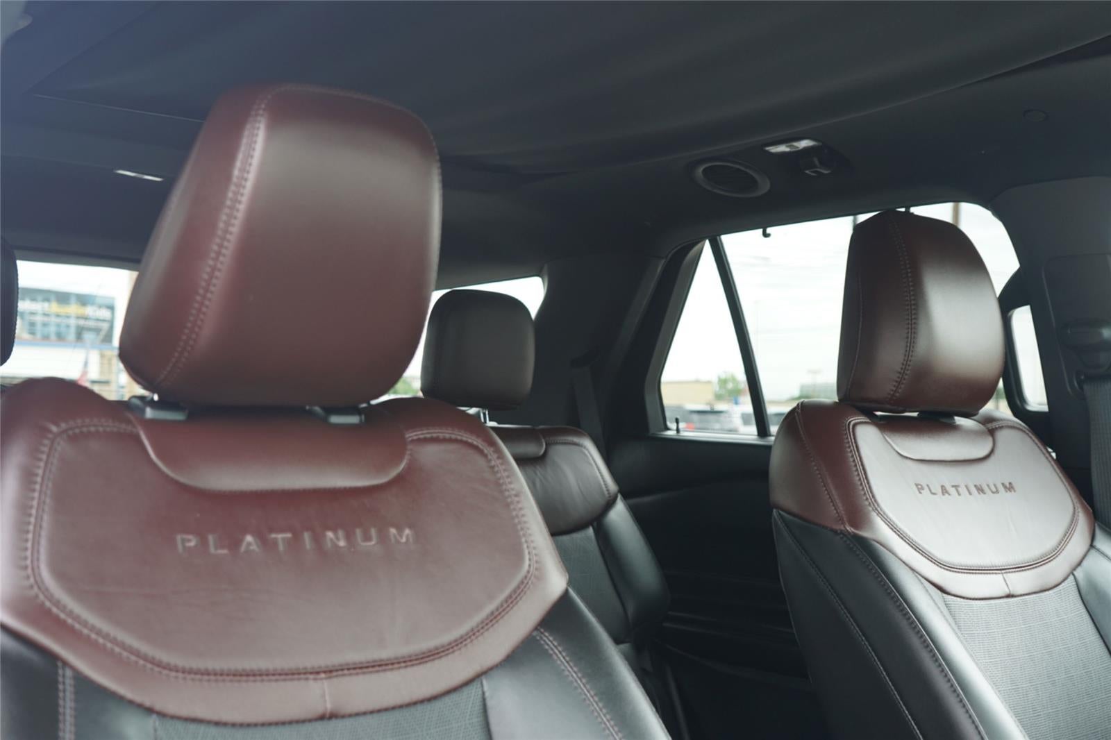 2022 Ford Explorer Hybrid Platinum