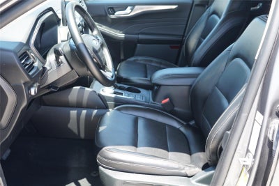 2022 Ford Escape Hybrid Titanium