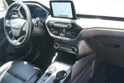 2022 Ford Escape Hybrid Titanium