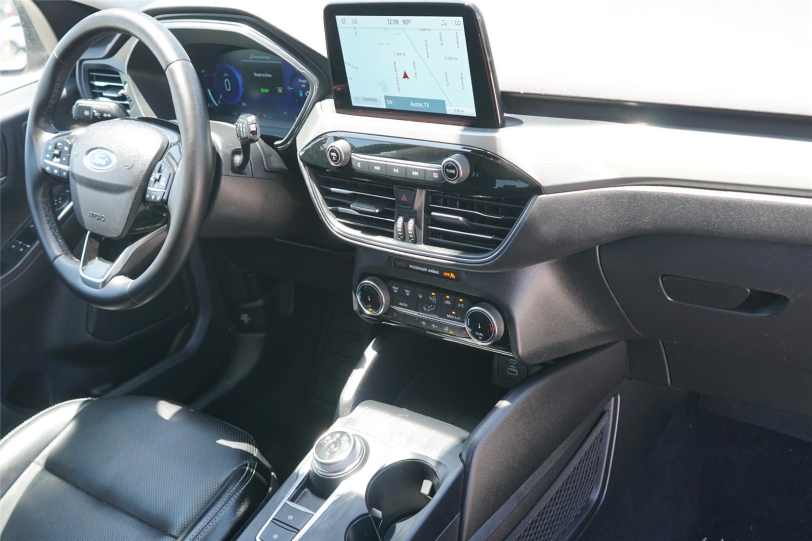 2022 Ford Escape Hybrid Titanium
