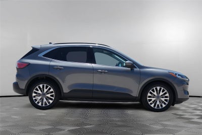 2022 Ford Escape Hybrid Titanium