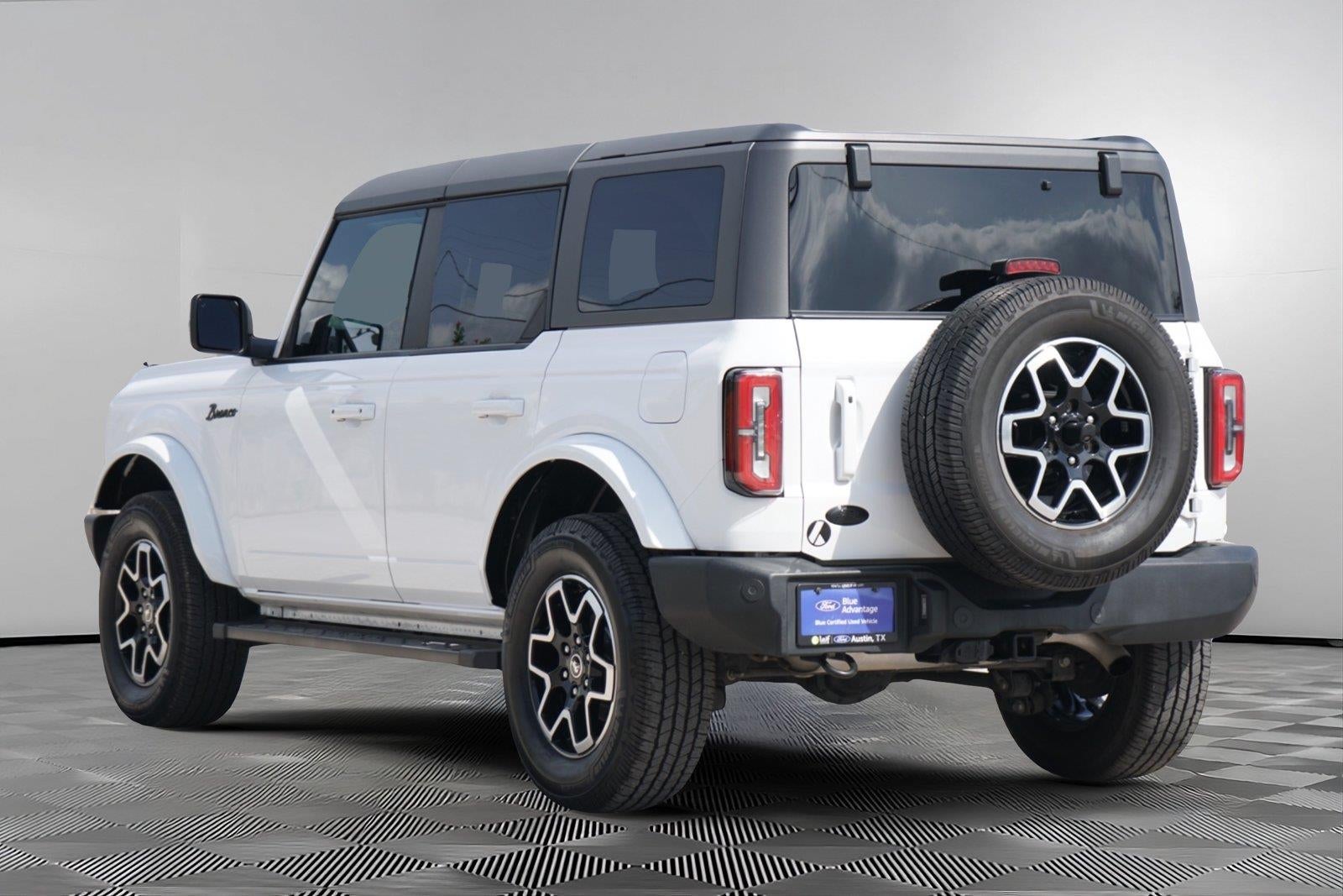 2023 Ford Bronco Outer Banks