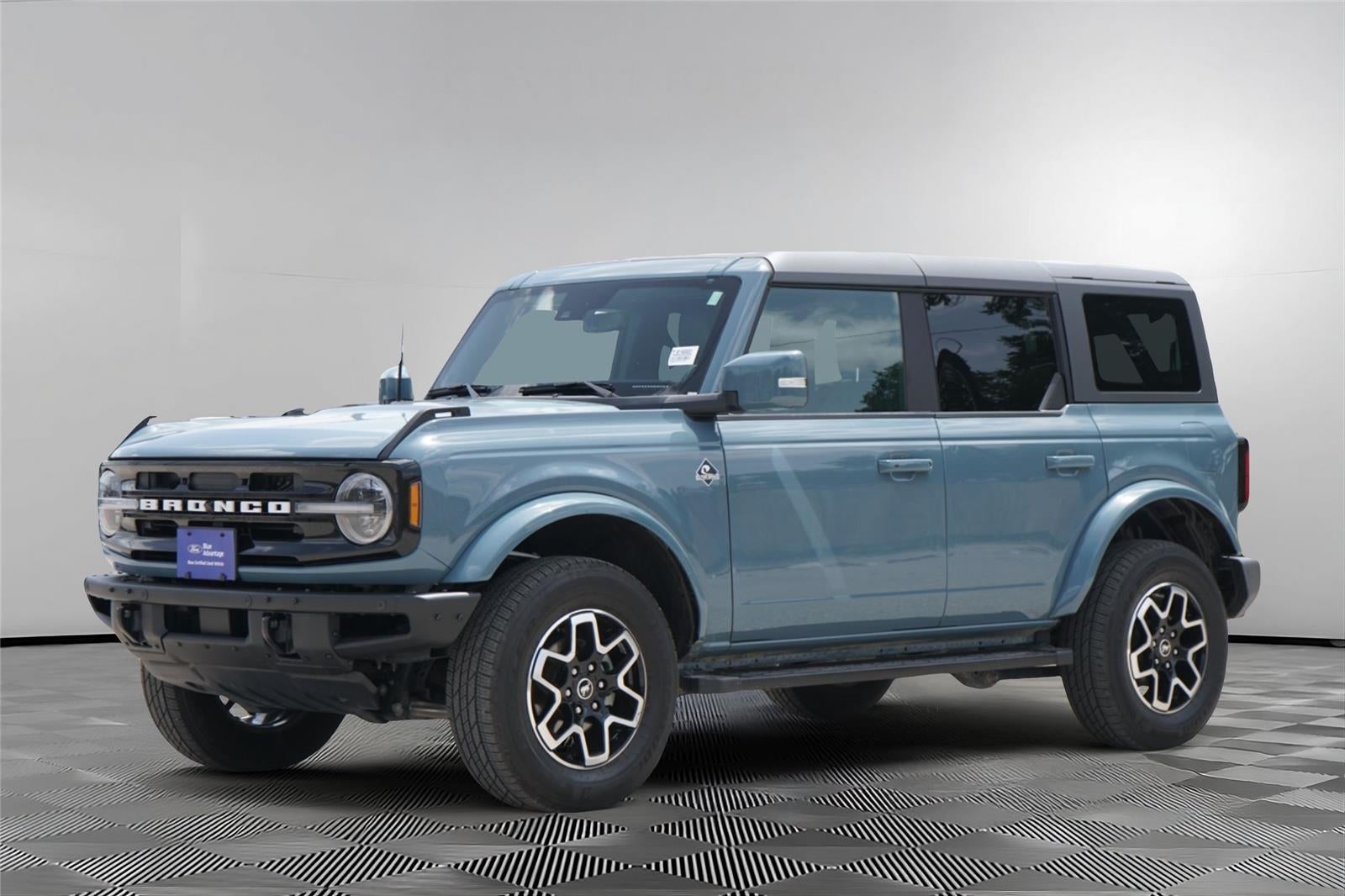 2022 Ford Bronco Outer Banks