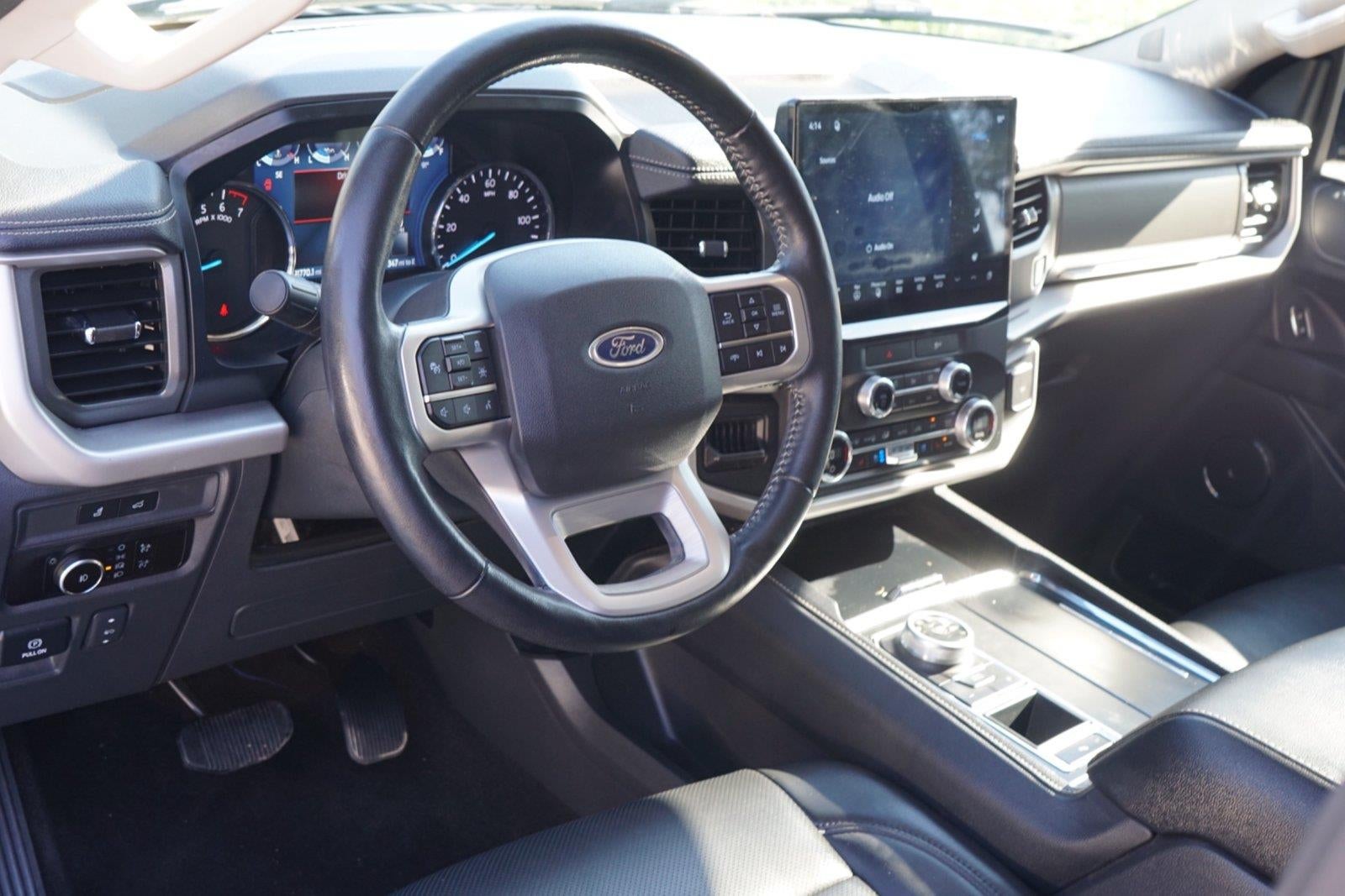 2023 Ford Expedition XLT