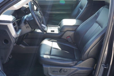 2023 Ford Expedition XLT