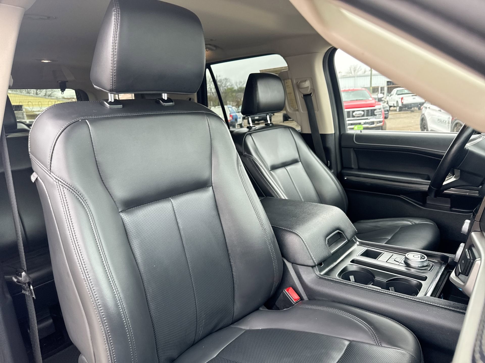 2023 Ford Expedition XLT