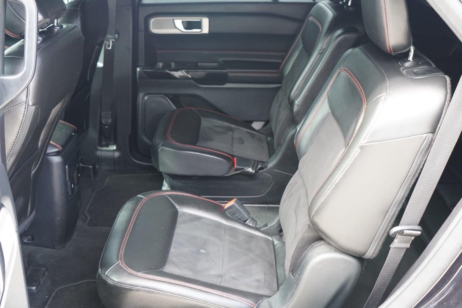 2022 Ford Explorer ST-Line