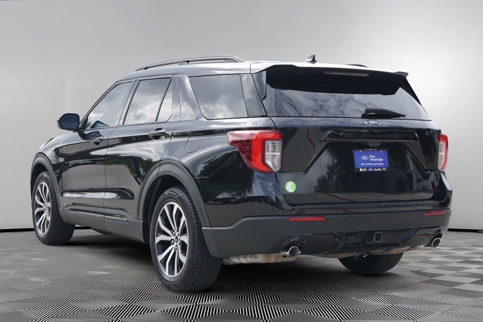2022 Ford Explorer ST-Line
