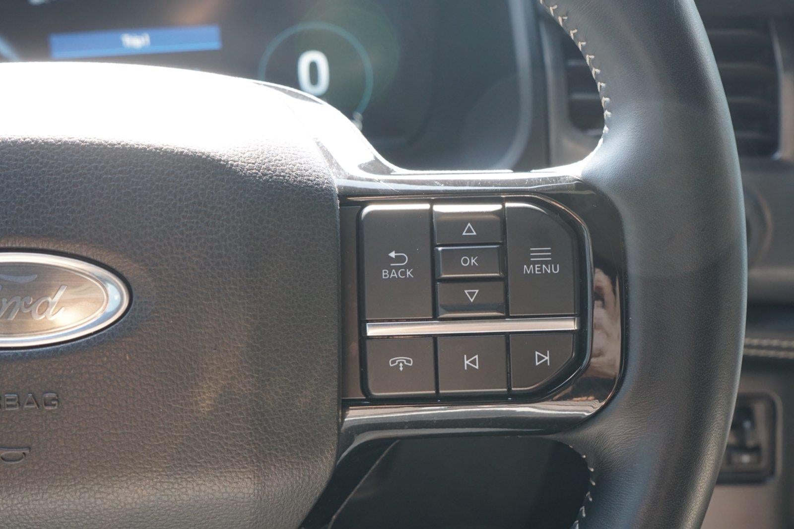 2023 Ford F-150 Lightning Platinum