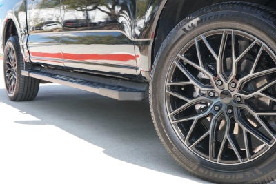 2023 Ford F-150 Lightning Platinum