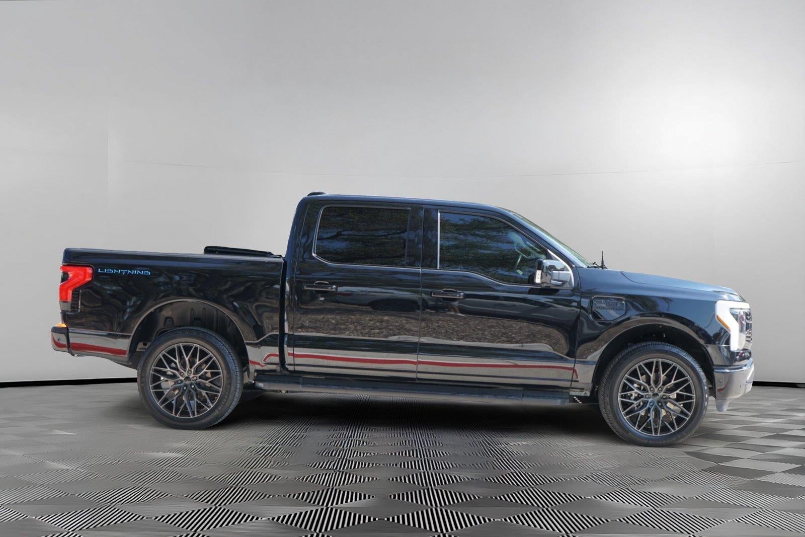 2023 Ford F-150 Lightning Platinum