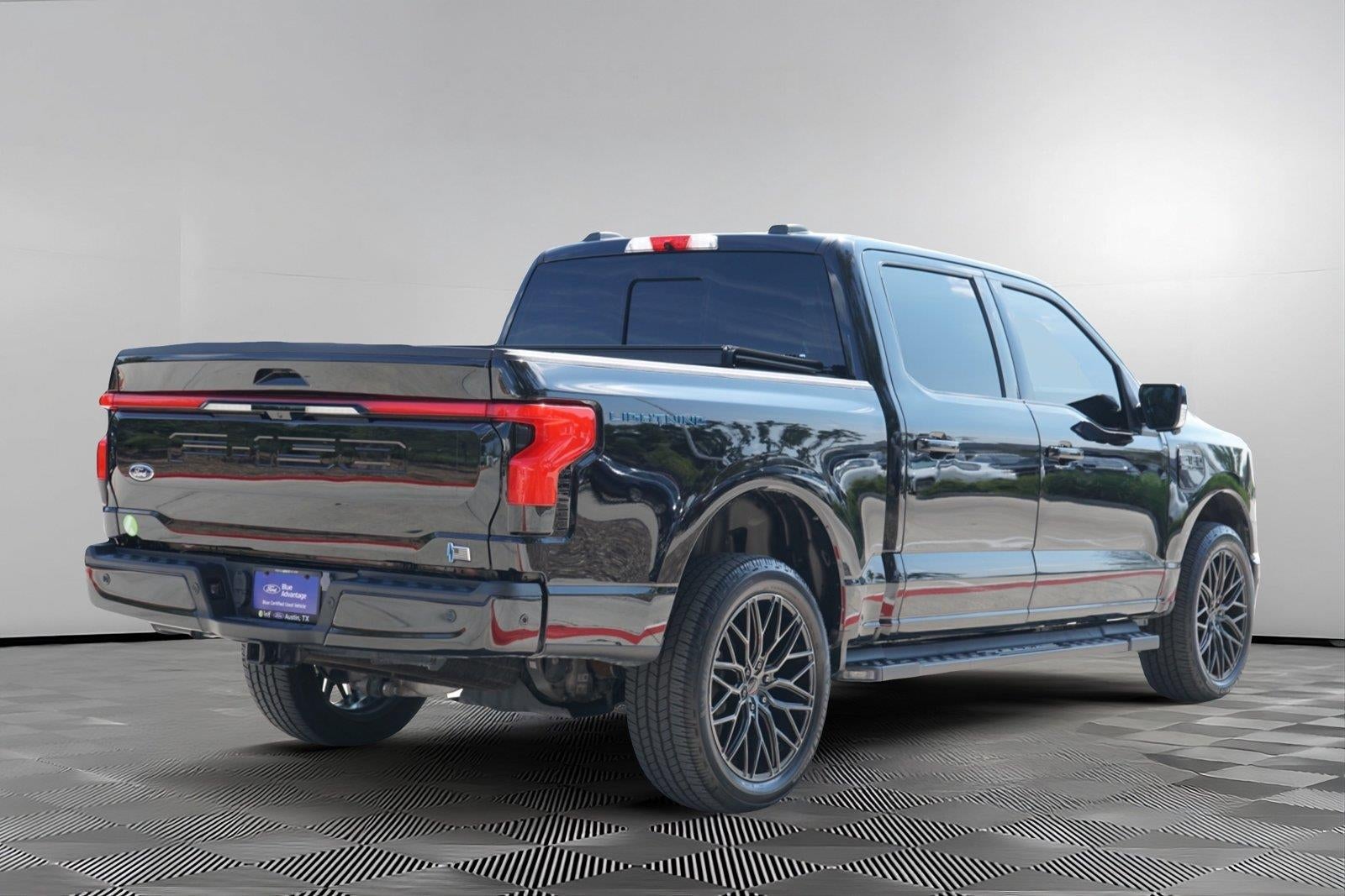 2023 Ford F-150 Lightning Platinum