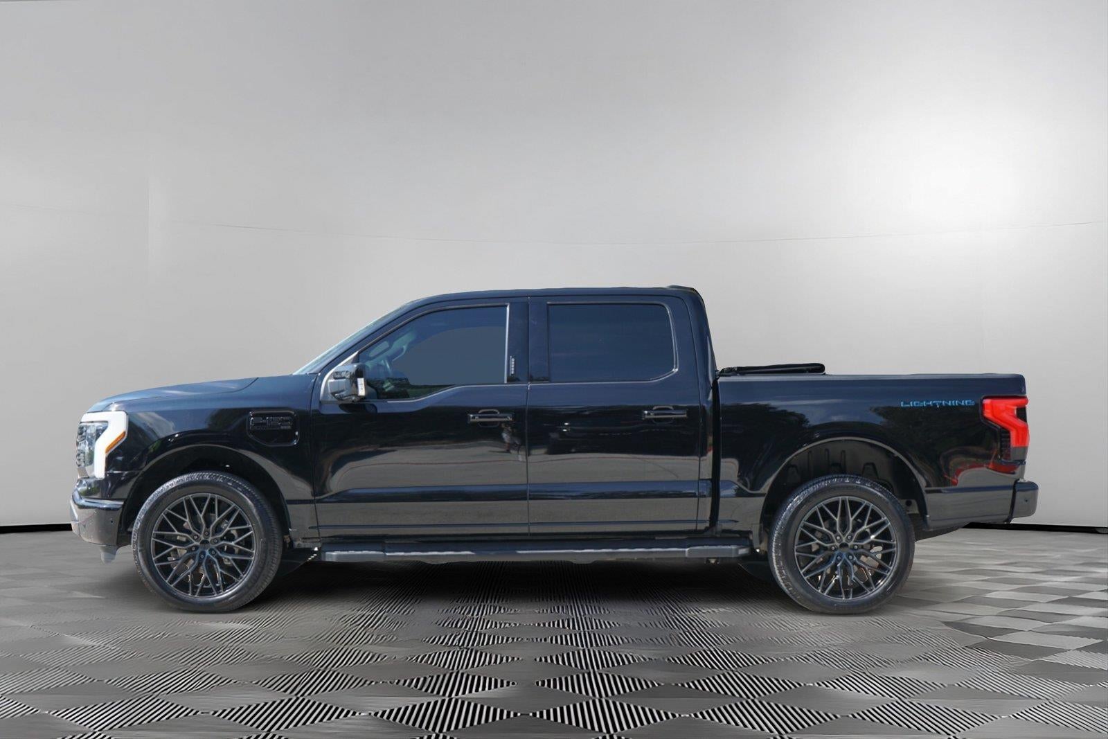 2023 Ford F-150 Lightning Platinum